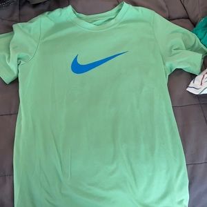 Kids Nike t-shirt